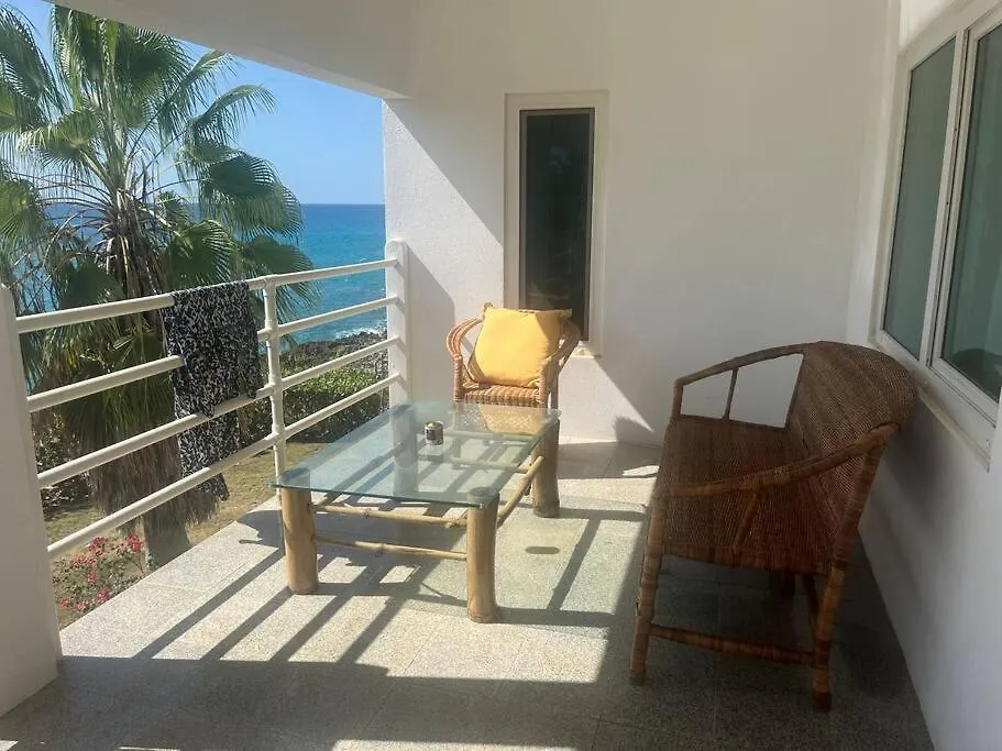 Whispering Clouds Beach House Sandy Ground Jamaika